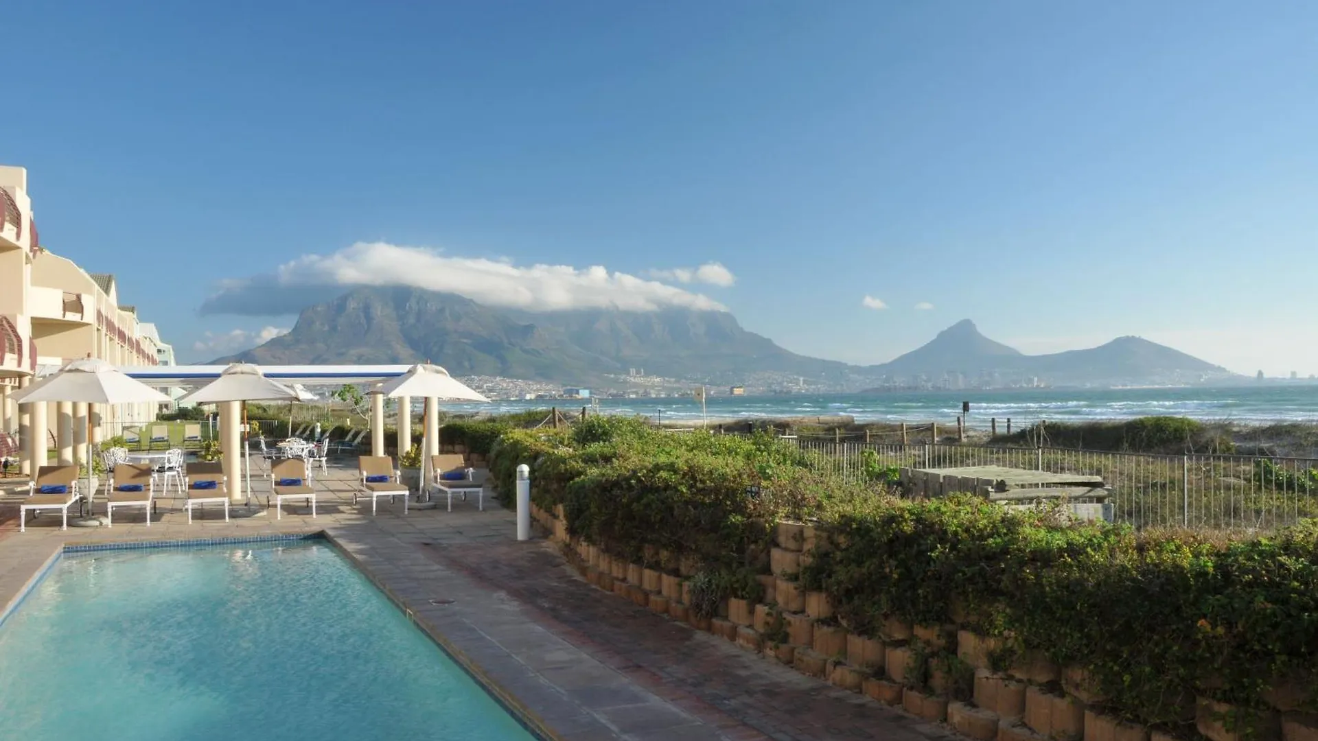 Cape Town Beachfront Apartments At Leisure Bay Sudafrica